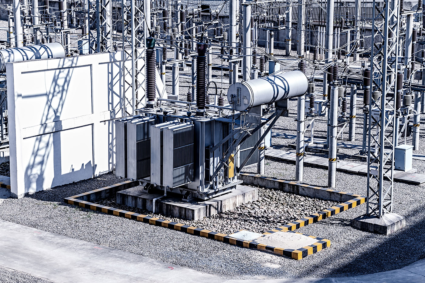 The Valiant Group Utility Microgrid Construction